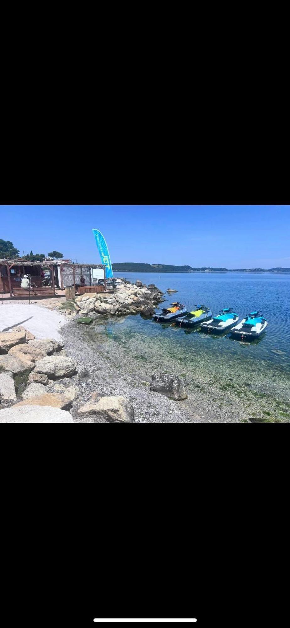 Maison T3 Dans Un Village Calme Saint-Mitre-les-Remparts Ngoại thất bức ảnh