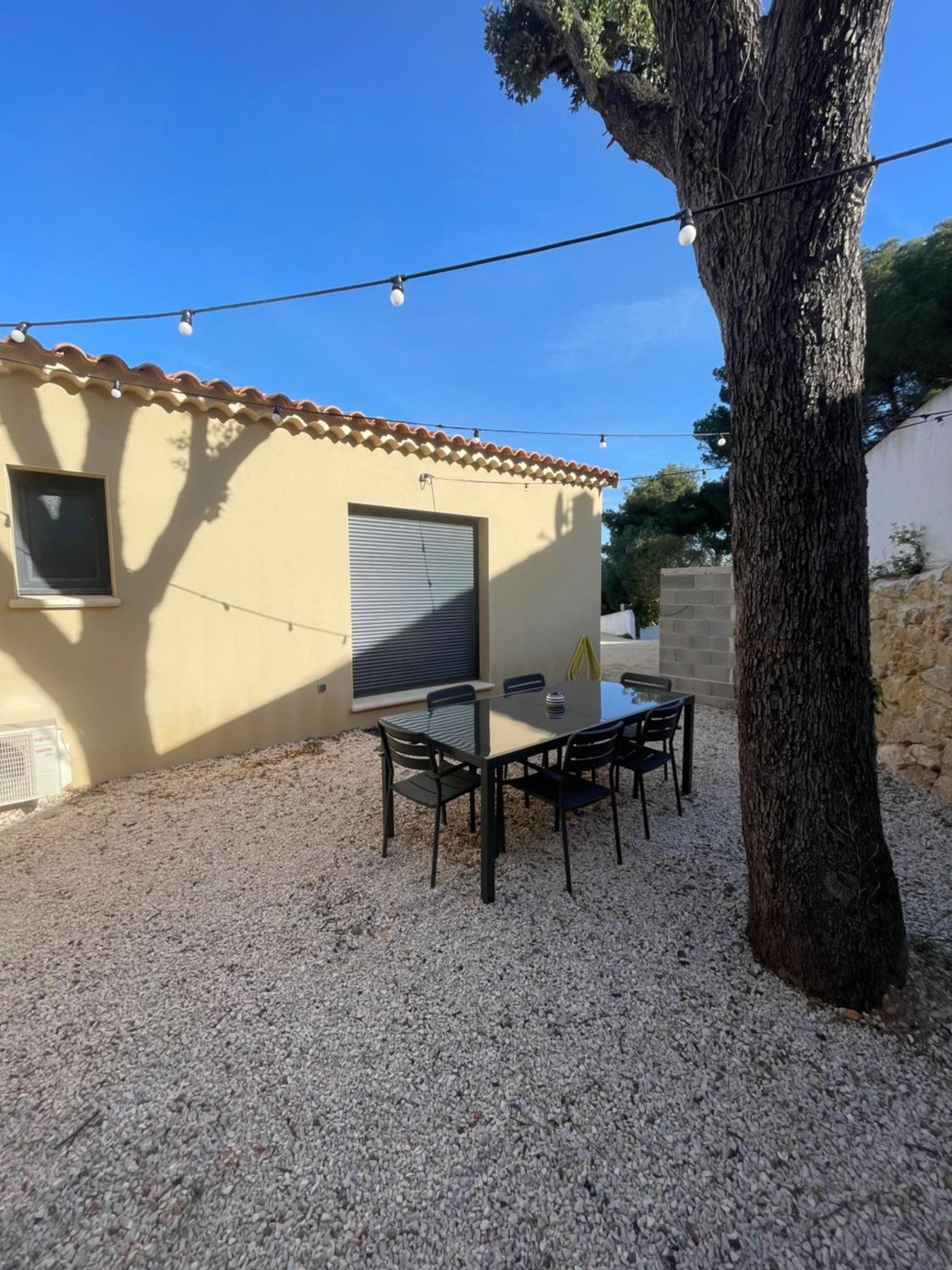 Maison T3 Dans Un Village Calme Saint-Mitre-les-Remparts Ngoại thất bức ảnh