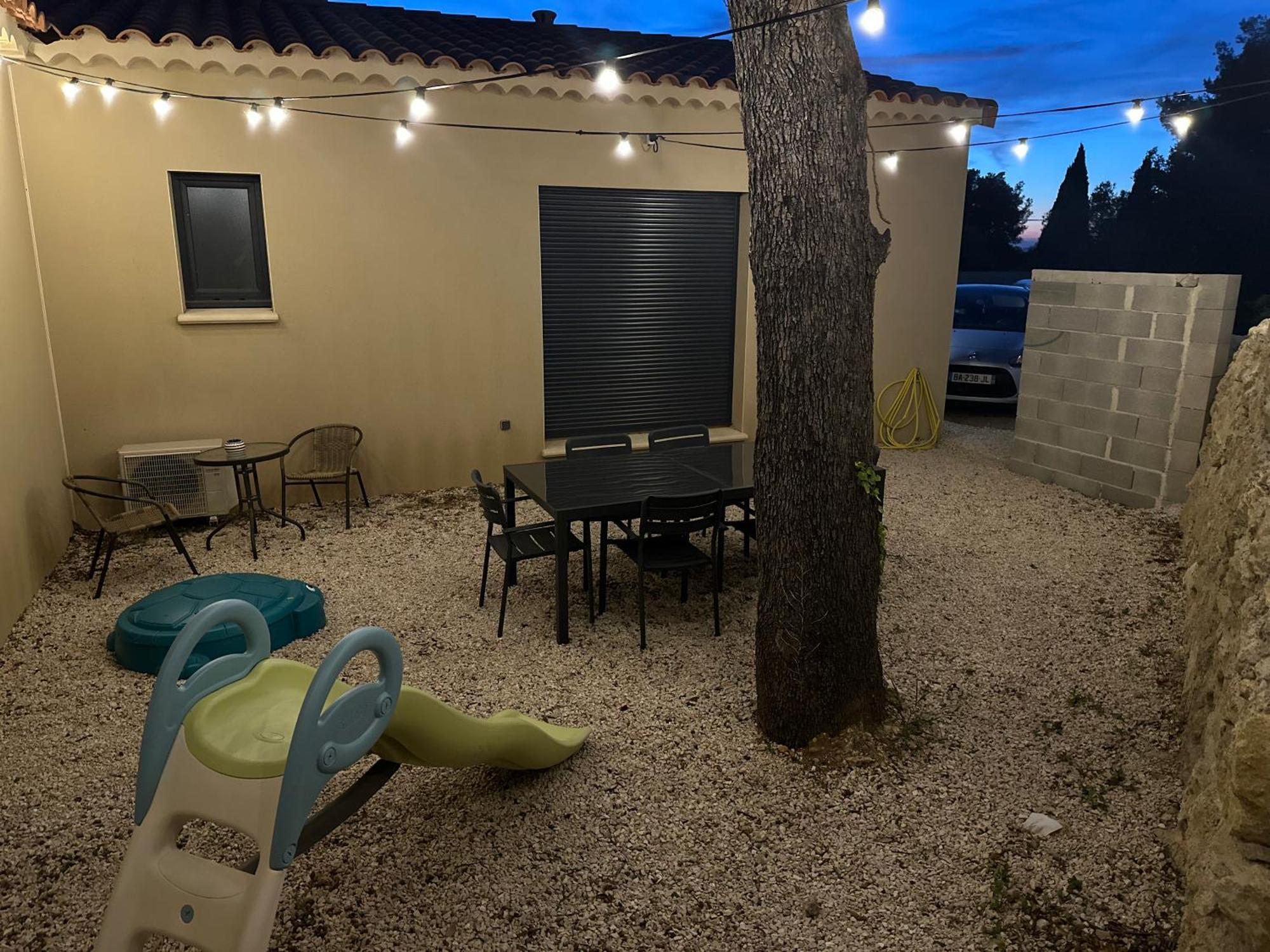 Maison T3 Dans Un Village Calme Saint-Mitre-les-Remparts Ngoại thất bức ảnh